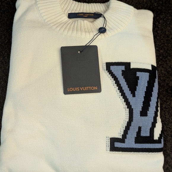 Louis Vuitton White Sweater for Men - Picture 2 of 3